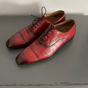 Men’s Magnanni Red Wine Croc Embossed Shoes